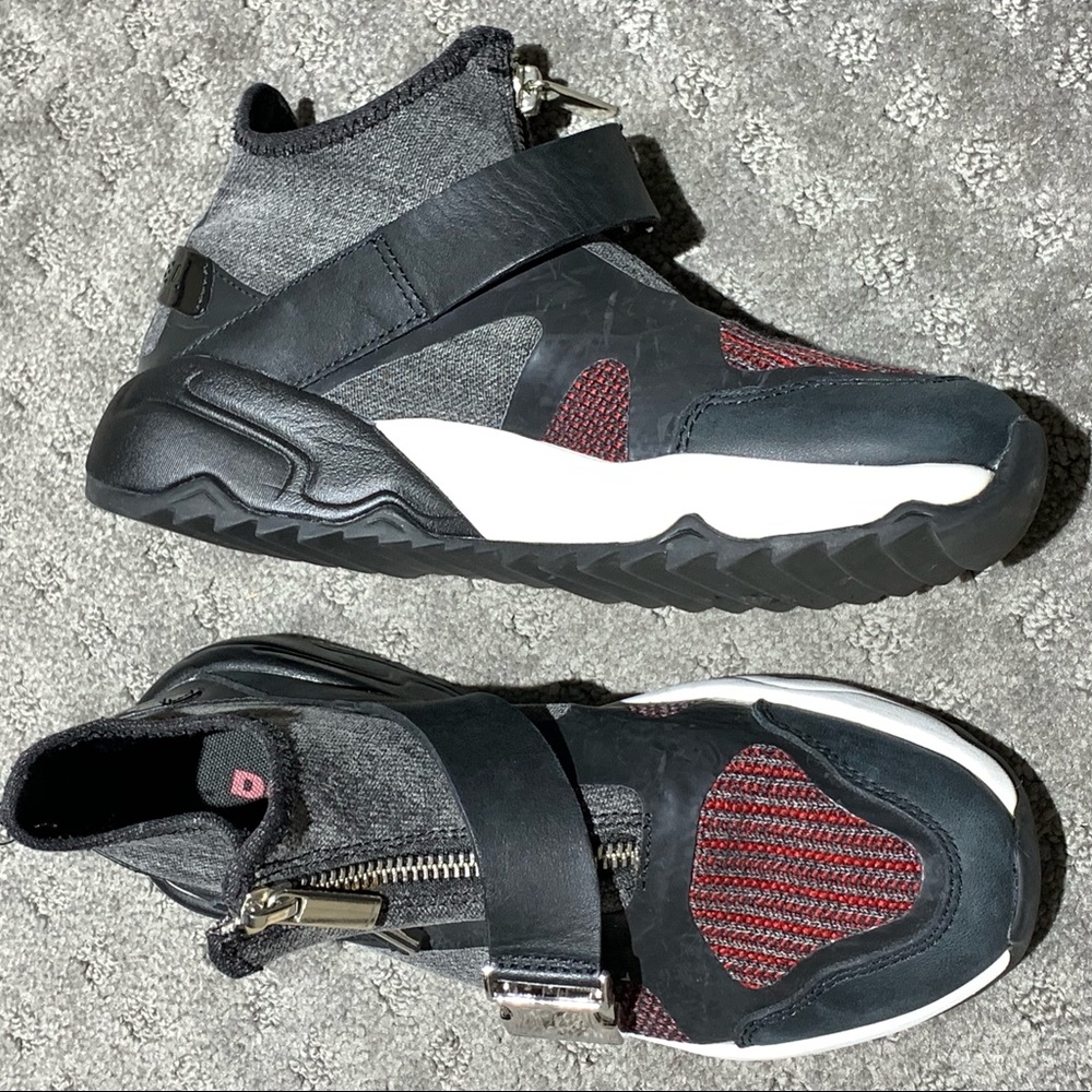 Diesel Superyor Plus Sneakers.